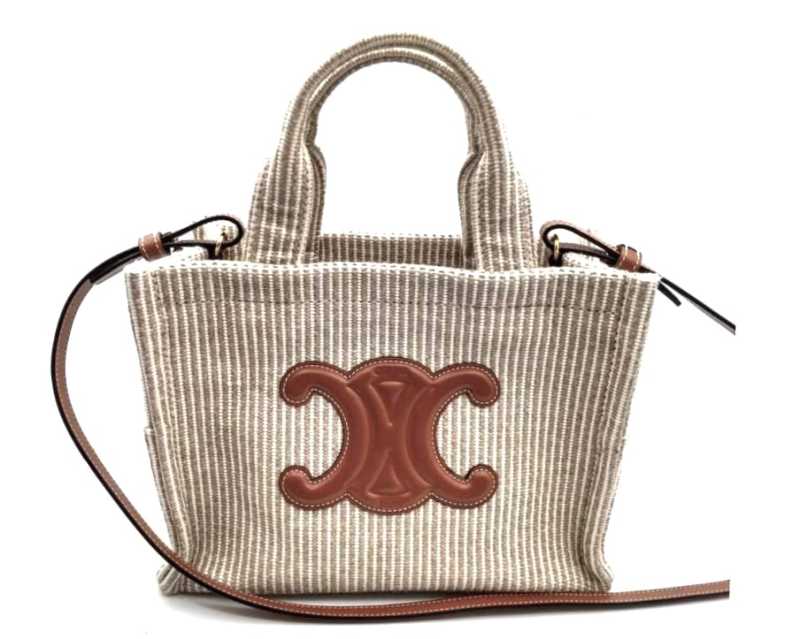 セリーヌ買取 カバ タイス